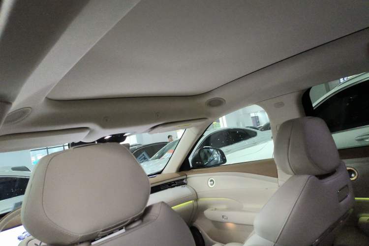 Used VOYAH FREE 2025 Model FREE+ Four-Wheel-Drive Qiankun Edition Headliner