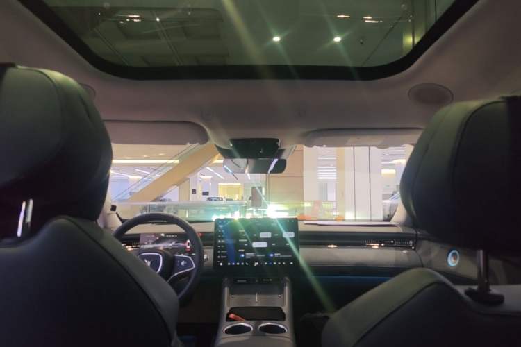 Used VOYAH FREE 2025 Model FREE+ Four-Wheel-Drive Qiankun Edition Headliner