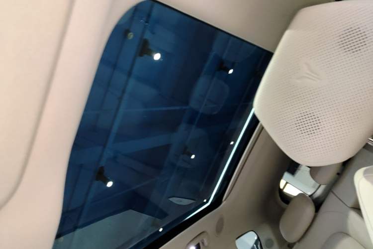 Used VOYAH FREE 2025 Model FREE+ Rear-Drive Qiankun Edition Headliner