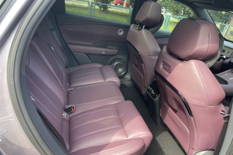 Used VOYAH FREE 2025 Model FREE+ Four-Wheel-Drive Qiankun Edition Interior 1