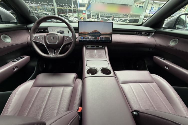 Used VOYAH FREE 2025 Model FREE+ Four-Wheel-Drive Qiankun Edition Interior 1