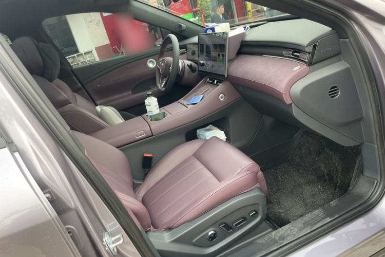 Used VOYAH FREE 2025 Model FREE+ Four-Wheel-Drive Qiankun Edition Interior 7