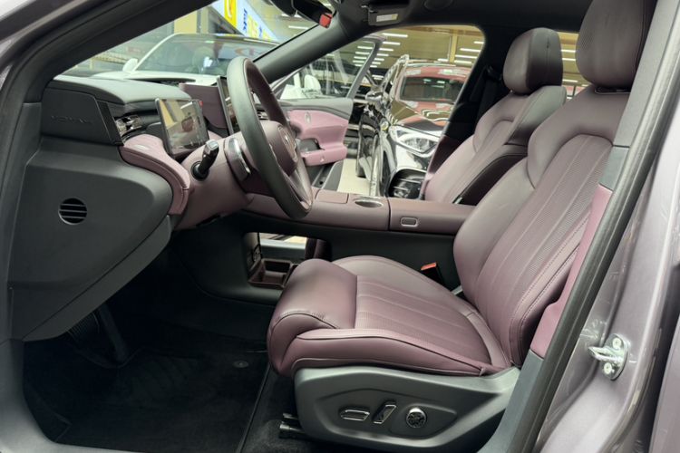 Used VOYAH FREE 2025 Model FREE+ Four-Wheel-Drive Qiankun Edition Interior 7