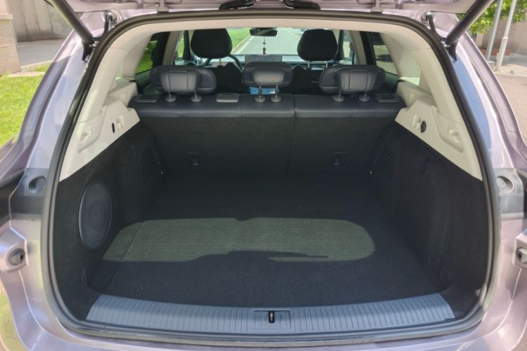 Used VOYAH FREE 2025 Model FREE+ Four-Wheel-Drive Qiankun Edition Interior 8