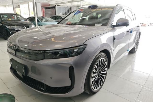 Used VOYAH FREE 2025 Model FREE+ Four-Wheel-Drive Qiankun Edition