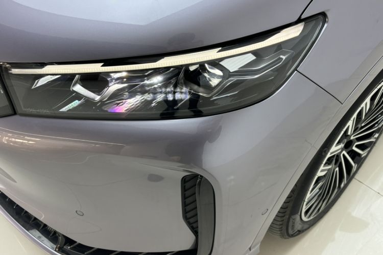 Used VOYAH FREE 2025 Model FREE+ Four-Wheel-Drive Qiankun Edition Left Front Headlight