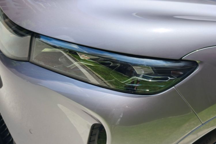 Used VOYAH FREE 2025 Model FREE+ Four-Wheel-Drive Qiankun Edition Left Front Headlight