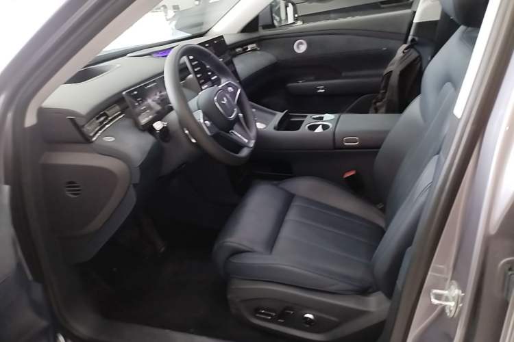 Used VOYAH FREE 2025 Model FREE+ Four-Wheel-Drive Qiankun Edition Left Front Seat
