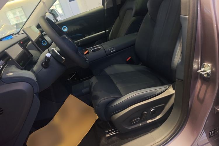 Used VOYAH FREE 2025 Model FREE+ Four-Wheel-Drive Qiankun Edition Left Front Seat