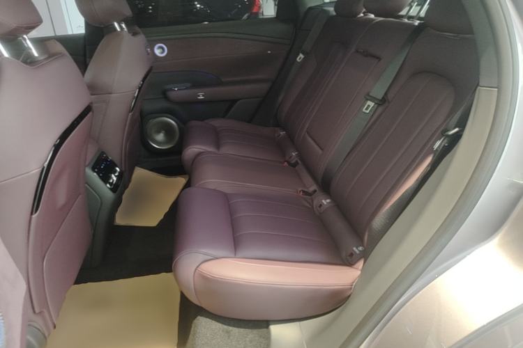 Used VOYAH FREE 2025 Model FREE+ Four-Wheel-Drive Qiankun Edition Left Rear Seat
