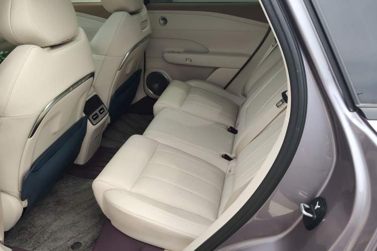 Used VOYAH FREE 2025 Model FREE+ Four-Wheel-Drive Qiankun Edition Left Rear Seat