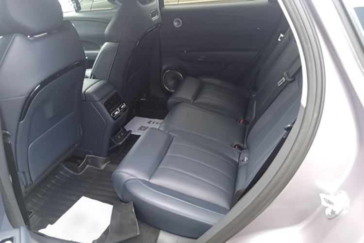 Used VOYAH FREE 2025 Model FREE+ Four-Wheel-Drive Qiankun Edition Left Rear Seat