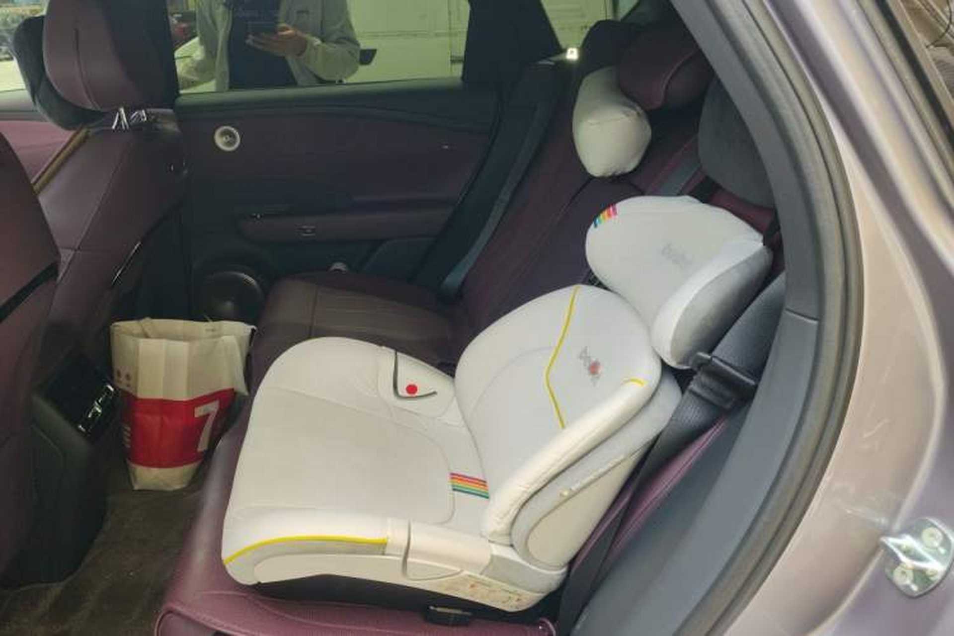 Used VOYAH FREE 2025 Model FREE+ Four-Wheel-Drive Qiankun Edition Left Rear Seat