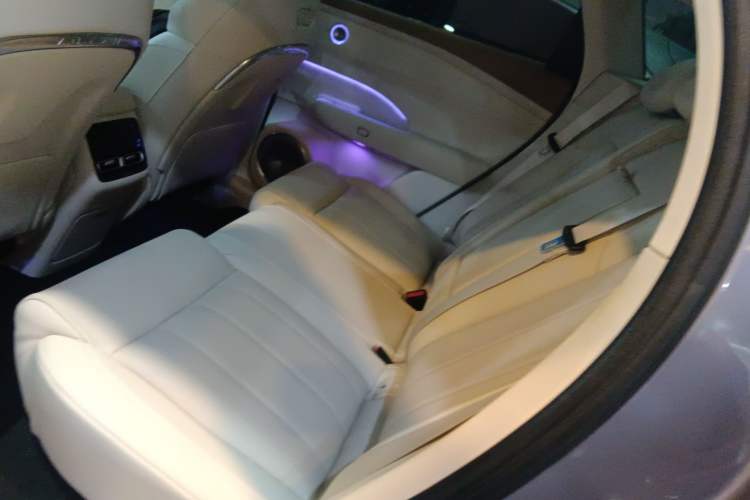 Used VOYAH FREE 2025 Model FREE+ Four-Wheel-Drive Qiankun Edition Left Rear Seat