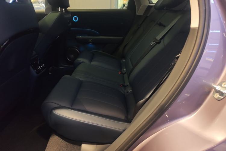 Used VOYAH FREE 2025 Model FREE+ Four-Wheel-Drive Qiankun Edition Left Rear Seat