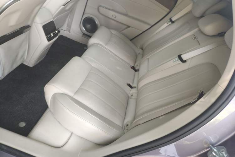 Used VOYAH FREE 2025 Model FREE+ Four-Wheel-Drive Qiankun Edition Left Rear Seat