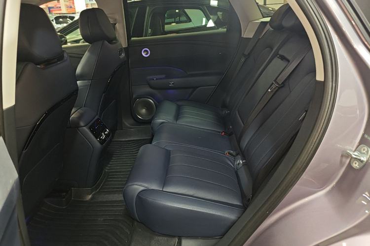 Used VOYAH FREE 2025 Model FREE+ Four-Wheel-Drive Qiankun Edition Left Rear Seat
