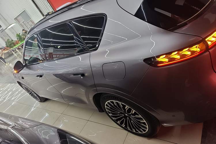 Used VOYAH FREE 2025 Model FREE+ Four-Wheel-Drive Qiankun Edition Left Side