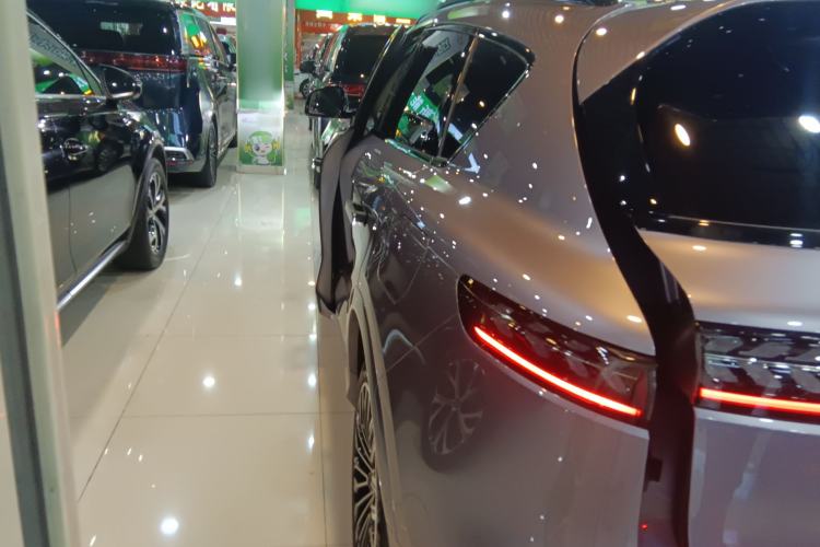 Used VOYAH FREE 2025 Model FREE+ Four-Wheel-Drive Qiankun Edition Left Side