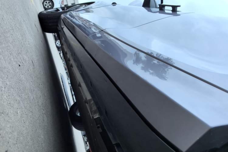 Used VOYAH FREE 2025 Model FREE+ Four-Wheel-Drive Qiankun Edition Left Side Sill