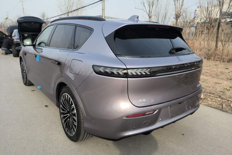 Used VOYAH FREE 2025 Model FREE+ Four-Wheel-Drive Qiankun Edition Rear Left 45 Deg