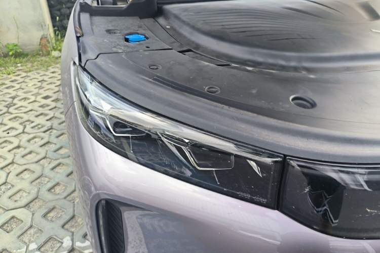 Used VOYAH FREE 2025 Model FREE+ Four-Wheel-Drive Qiankun Edition Right Front Headlight