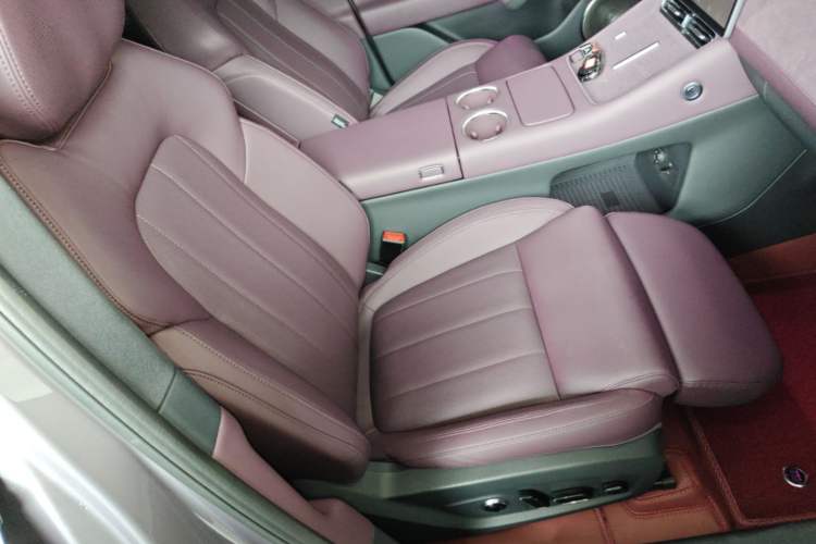 Used VOYAH FREE 2025 Model FREE+ Rear-Drive Qiankun Edition Right Front Seat