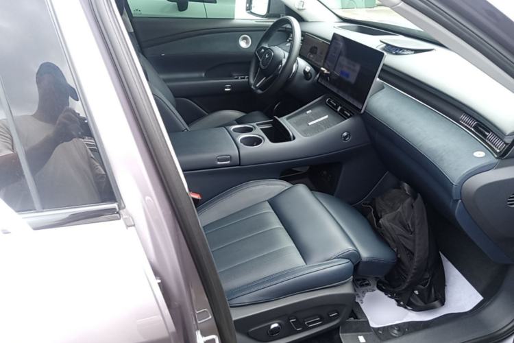 Used VOYAH FREE 2025 Model FREE+ Four-Wheel-Drive Qiankun Edition Right Front Seat