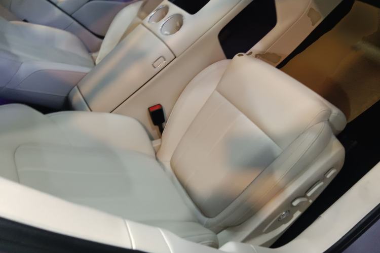 Used VOYAH FREE 2025 Model FREE+ Four-Wheel-Drive Qiankun Edition Right Front Seat