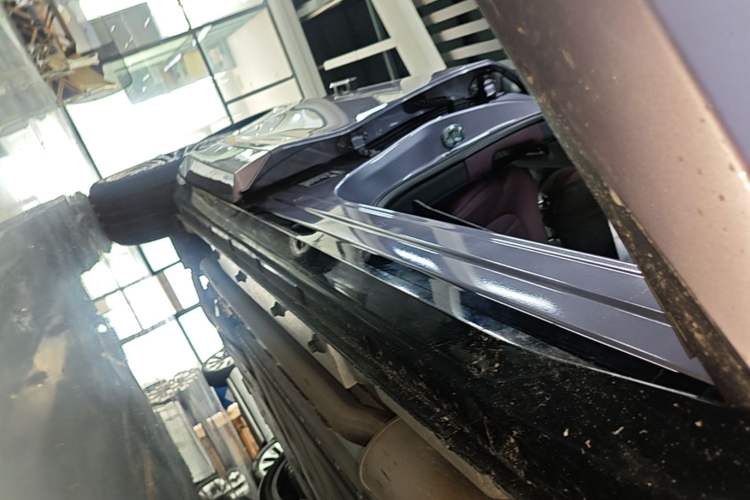 Used VOYAH FREE 2025 Model FREE+ Rear-Drive Qiankun Edition Right Side Sill