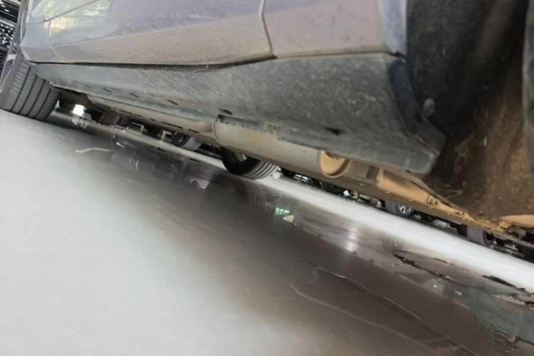 Used VOYAH FREE 2025 Model FREE+ Rear-Drive Qiankun Edition Right Side Sill