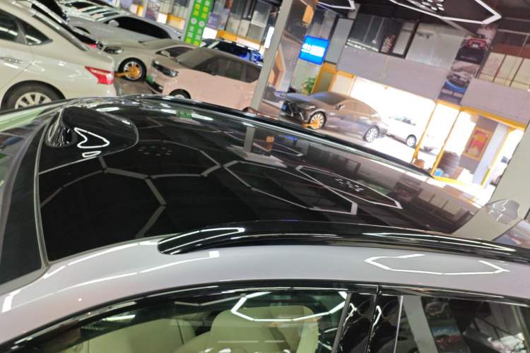 Used VOYAH FREE 2025 Model FREE+ Four-Wheel-Drive Qiankun Edition Roof