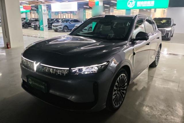 Used VOYAH FREE 2025 Model FREE+ Four-Wheel-Drive Qiankun Edition