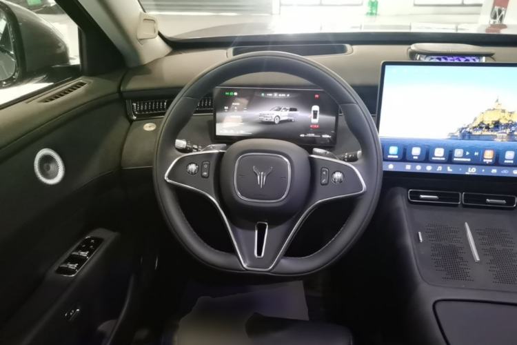 Used VOYAH FREE 2025 Model FREE+ Four-Wheel-Drive Qiankun Edition Steering Wheel