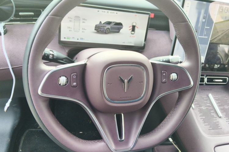 Used VOYAH FREE 2025 Model FREE+ Rear-Drive Qiankun Edition Steering Wheel
