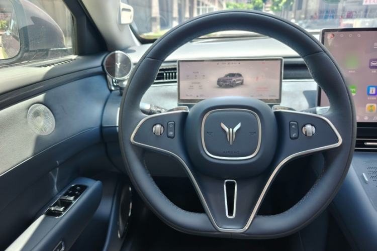 Used VOYAH FREE 2025 Model FREE+ Four-Wheel-Drive Qiankun Edition Steering Wheel