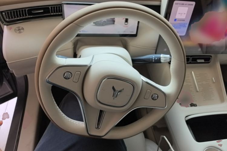 Used VOYAH FREE 2025 Model FREE+ Rear-Drive Qiankun Edition Steering Wheel