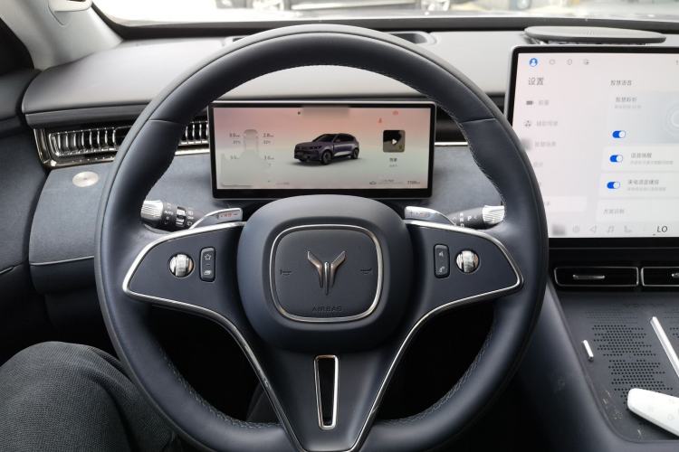 Used VOYAH FREE 2025 Model FREE+ Four-Wheel-Drive Qiankun Edition Steering Wheel