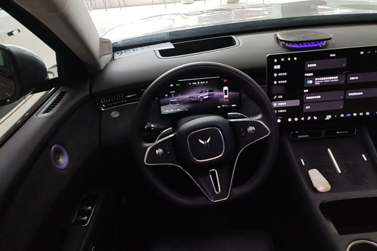 Used VOYAH FREE 2025 Model FREE+ Four-Wheel-Drive Qiankun Edition Steering Wheel