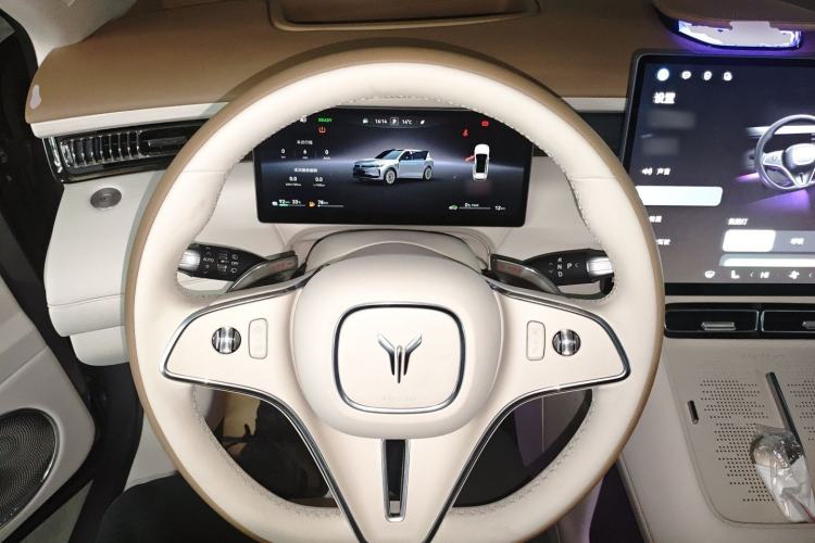 Used VOYAH FREE 2025 Model FREE+ Four-Wheel-Drive Qiankun Edition Steering Wheel