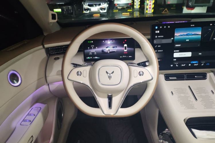 Used VOYAH FREE 2025 Model FREE+ Four-Wheel-Drive Qiankun Edition Steering Wheel