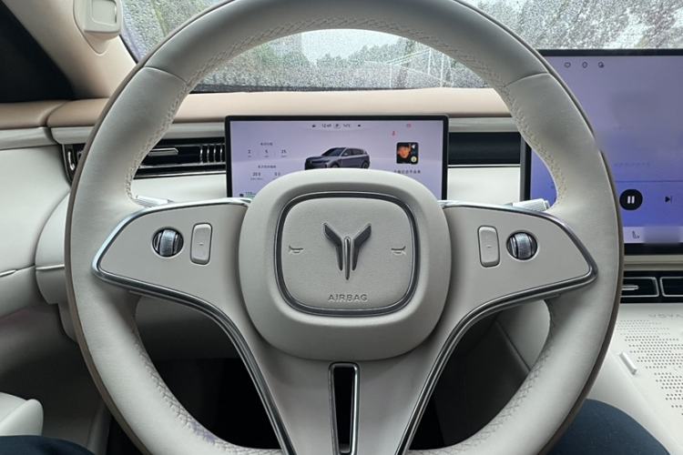 Used VOYAH FREE 2025 Model FREE+ Four-Wheel-Drive Qiankun Edition Steering Wheel