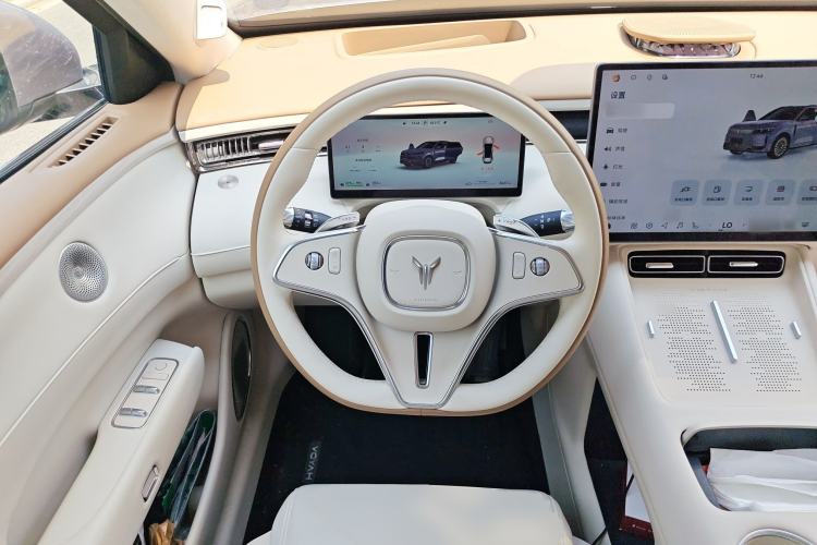 Used VOYAH FREE 2025 Model FREE+ Four-Wheel-Drive Qiankun Edition Steering Wheel
