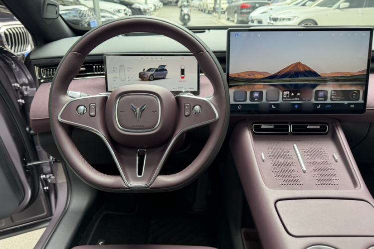 Used VOYAH FREE 2025 Model FREE+ Four-Wheel-Drive Qiankun Edition Steering Wheel