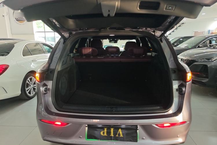 Used VOYAH FREE 2025 Model FREE+ Four-Wheel-Drive Qiankun Edition Trunk