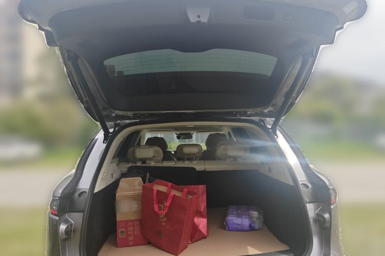 Used VOYAH FREE 2025 Model FREE+ Four-Wheel-Drive Qiankun Edition Trunk