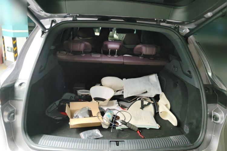 Used VOYAH FREE 2025 Model FREE+ Four-Wheel-Drive Qiankun Edition Trunk