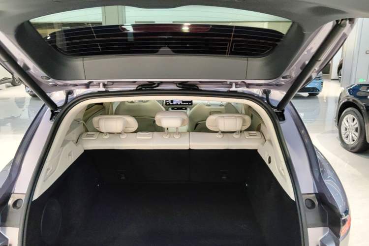 Used VOYAH FREE 2025 Model FREE+ Rear-Drive Qiankun Edition Trunk