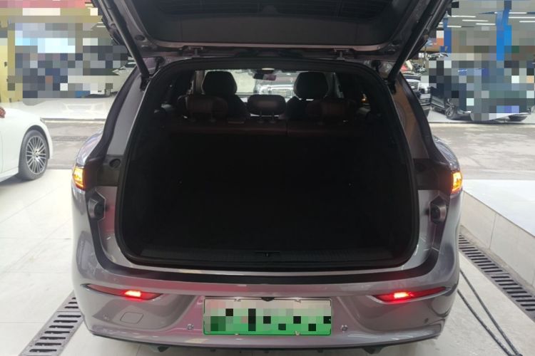 Used VOYAH FREE 2025 Model FREE+ Four-Wheel-Drive Qiankun Edition Trunk