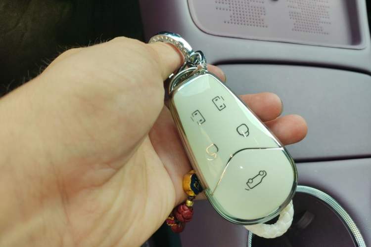 Used VOYAH FREE 2025 Model FREE+ Four-Wheel-Drive Qiankun Edition Vehicle Key